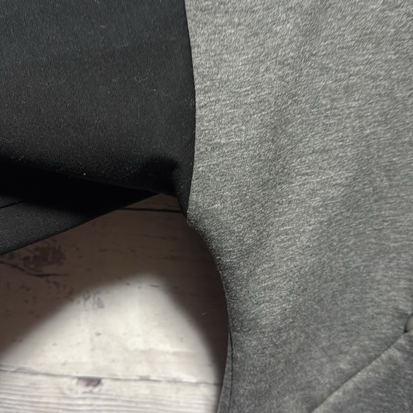 Gymshark cropped hoodie - Picture 6 of 6